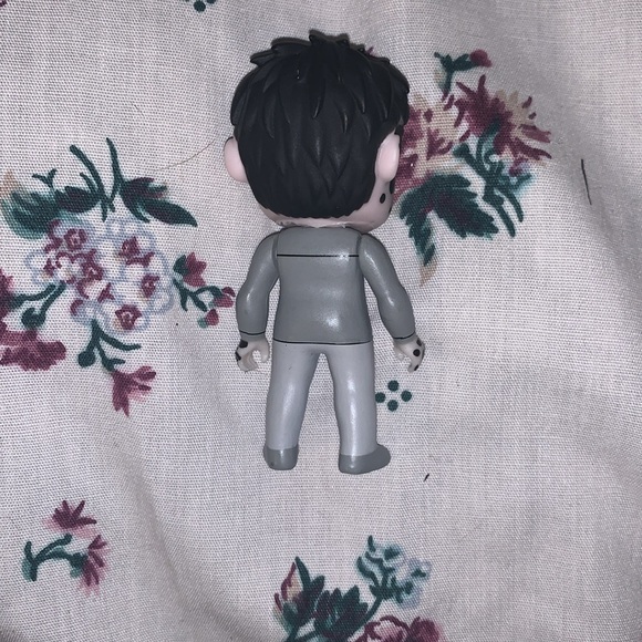 Kawaii Titans JUNJI ITO COLLECTION - HIDEO 3" Mini Vinyl Figure - Picture 2 of 4